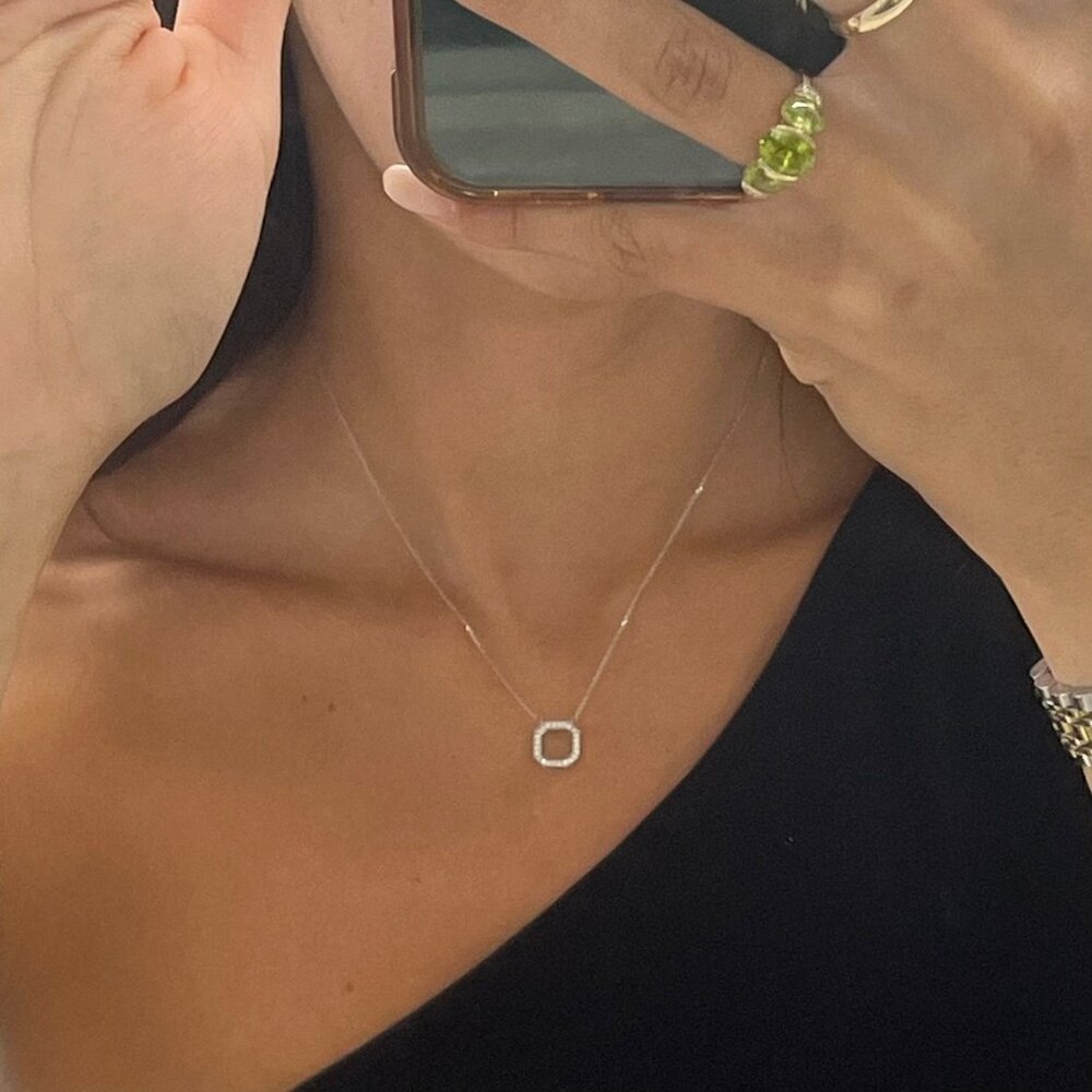 GUCCI Diamond Station Necklace - Picture 5 of 6